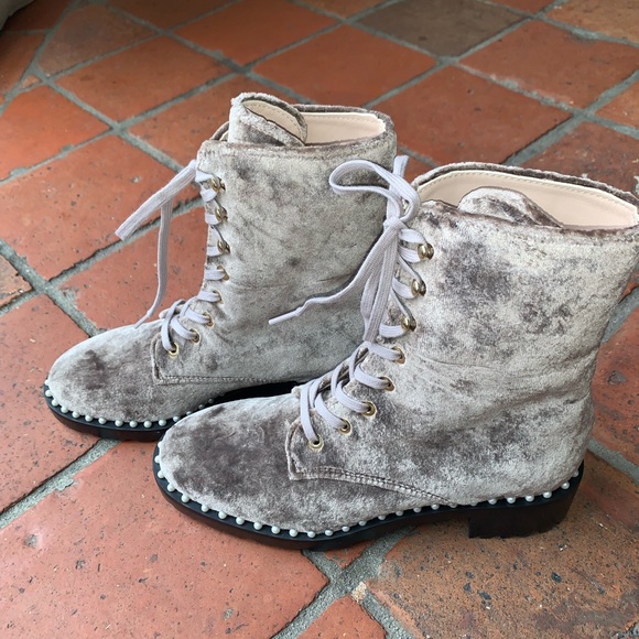 Stuart Weitzman Allie Pearl Bootie 5.5 - Picture 4 of 6